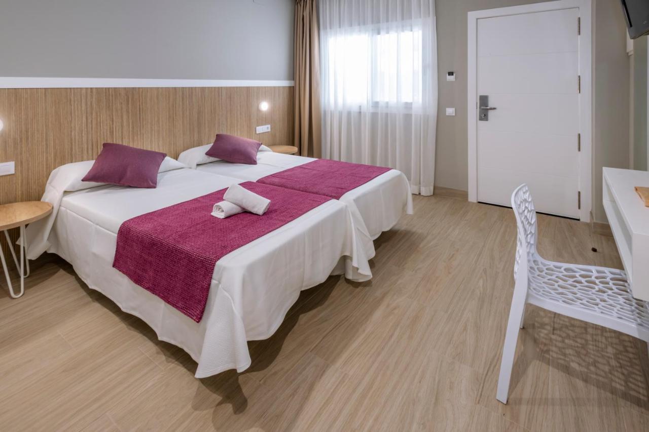 4R Meridia Mar Hospitalet De L'Infant Exterior photo