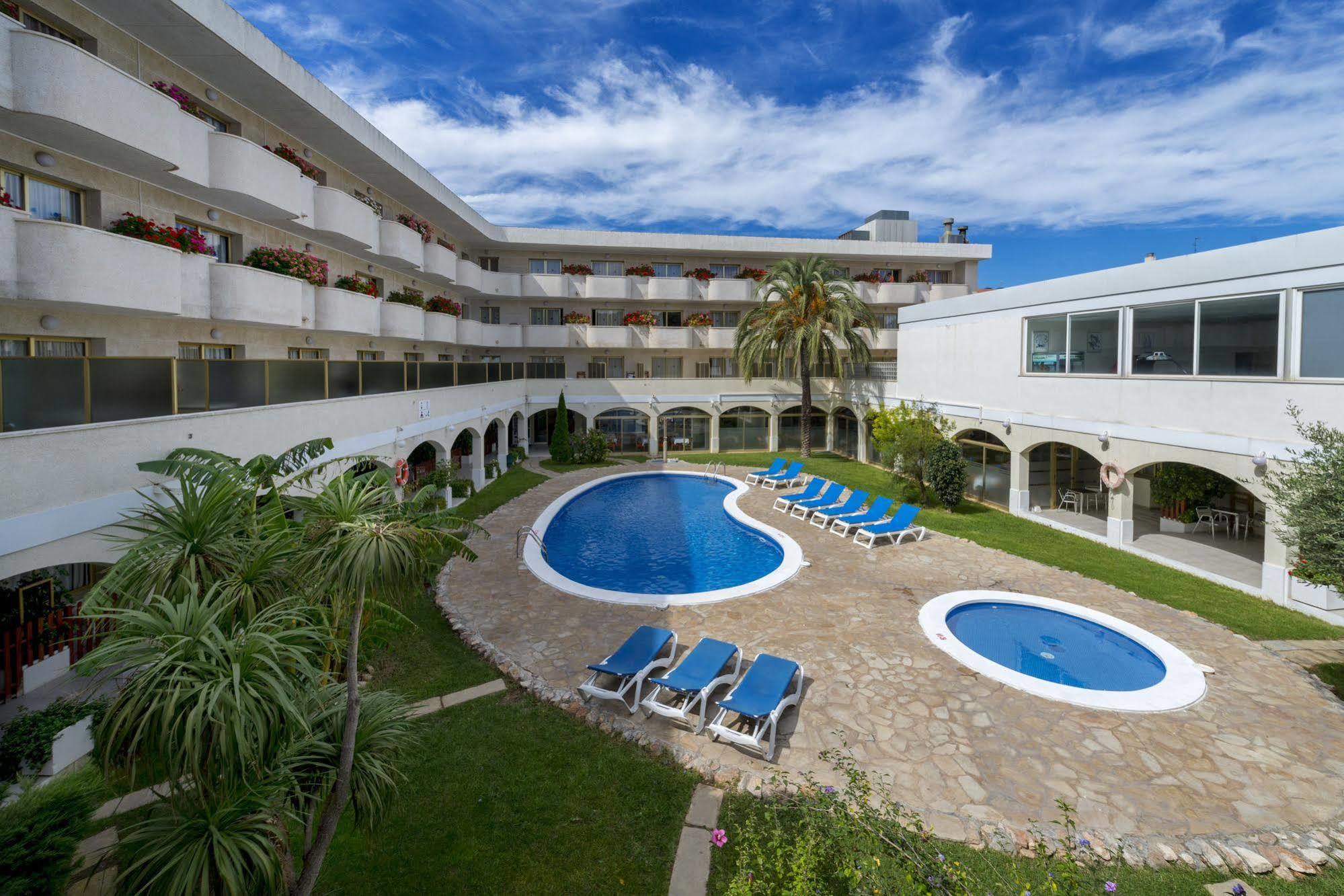 4R Meridia Mar Hospitalet De L'Infant Exterior photo